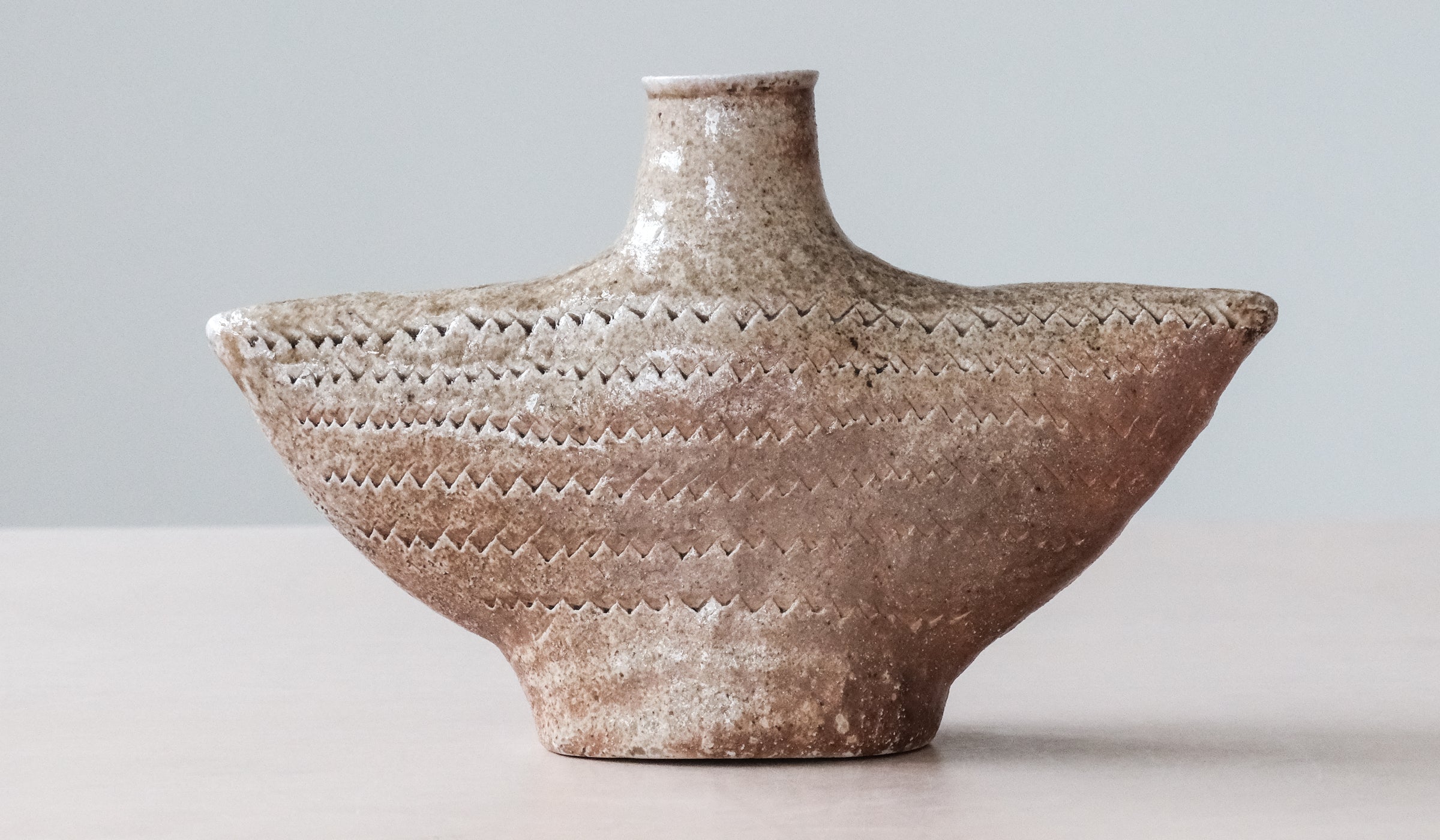 Clean Ceramic Interior Decorative Vessel