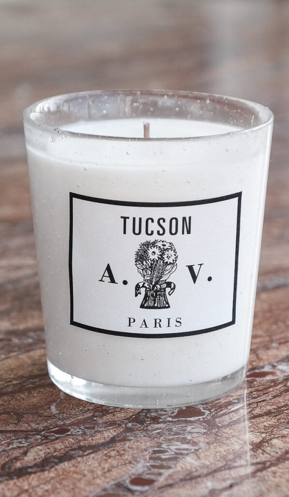 Sculpted Scented Wax Candle for Interiors